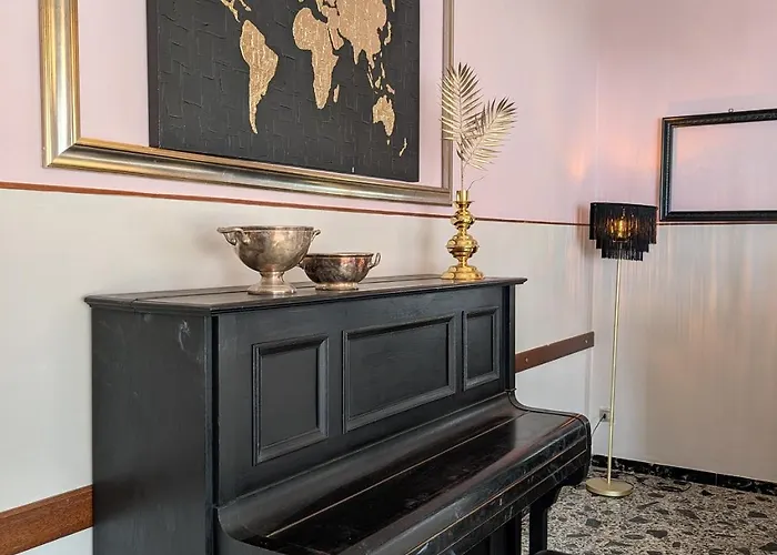 Antonietta & Coffee Hotel *